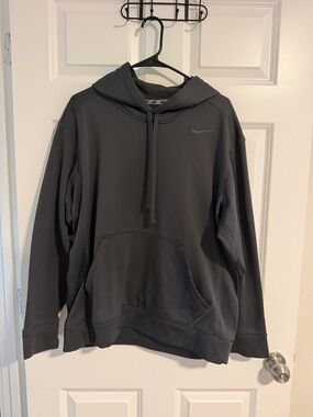 Nike Men’s Charcoal Gray Pullover Hoodie